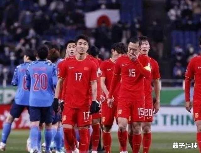 黄健翔|黄健翔：别再骂中国男足了，他们本可以选择其他项目成为世界第一