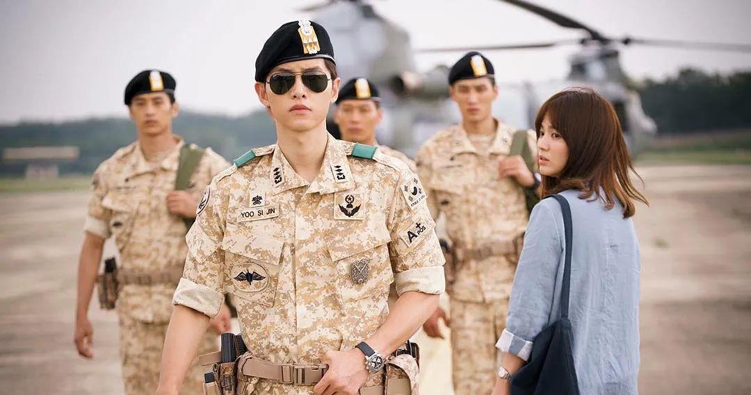 宋慧乔|《太阳的后裔》宋仲基和宋慧乔这一口狗粮让我吃了6年