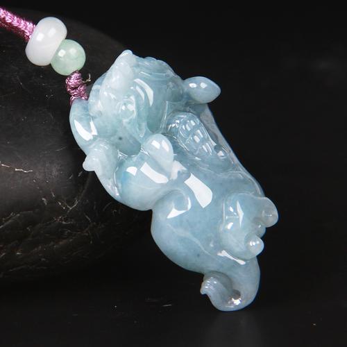 翡翠|玉器七千陈湛露,翠蛾三百舞灵风,来看看神兽翡翠雕刻!