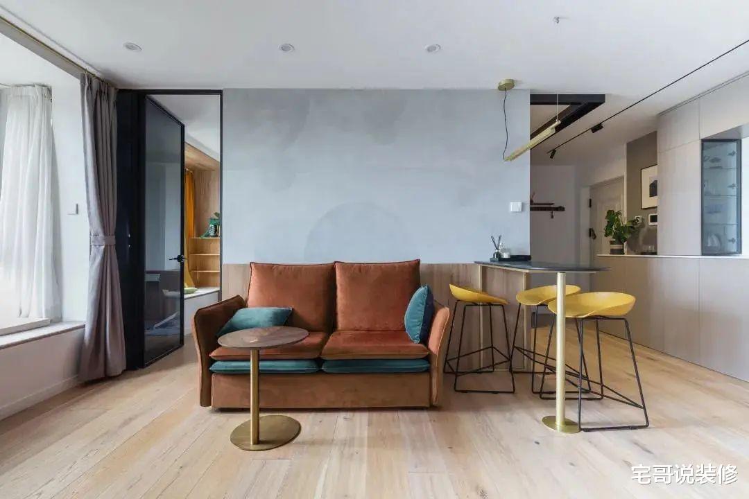 一家3口挤46㎡小家,设计师巧妙从各处“偷”空间,1居变2居,真牛