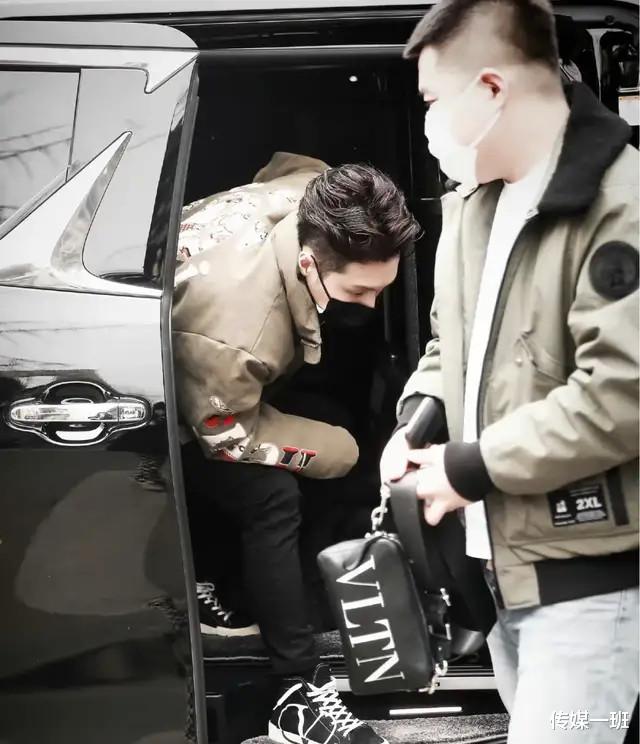 春晚|春晚联排路透：王源全副武装，刘涛笑意盈盈，沈腾一开口就乐了