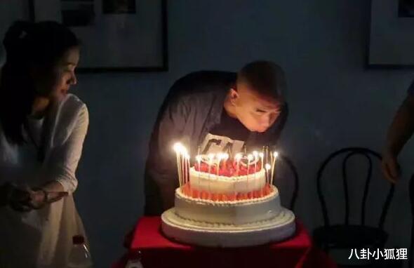 黄蜀芹|导演黄蜀芹病逝,5年前最后露面已患阿兹海默症,曹可凡发声哀悼