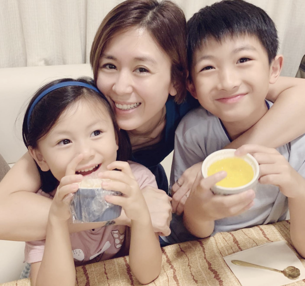 唐宁|唐宁自曝已移居新西兰，已转行在当地做KOL，离婚后独自带子女