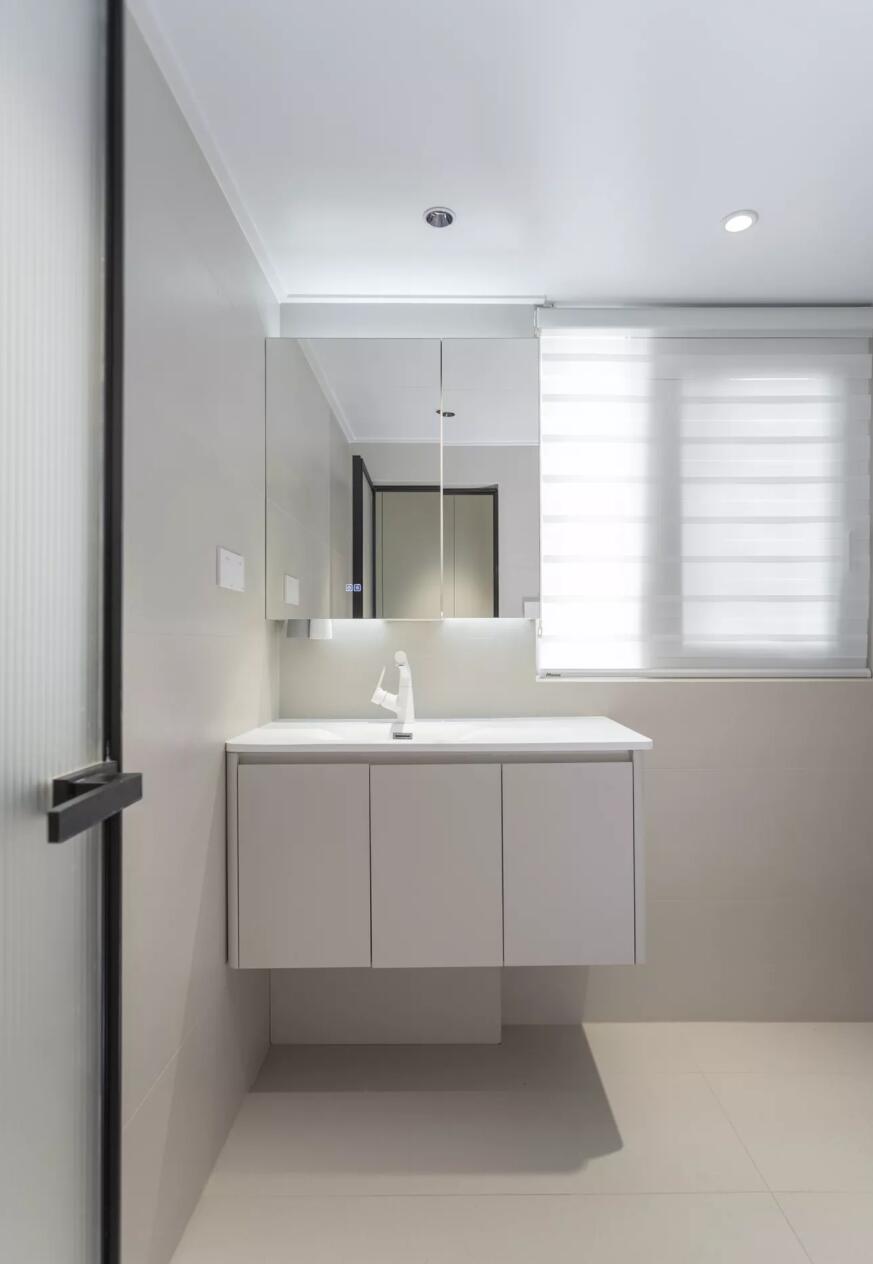 看了她125㎡家,才知道“家徒四壁”有多爽,骨子里透着干净