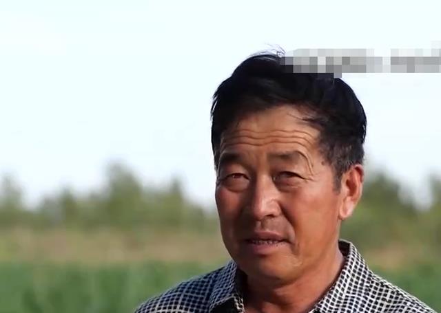纪实殷玉珍嫁去沙漠睡地窖,大哭7天不甘认命,15年后成“治沙女王”