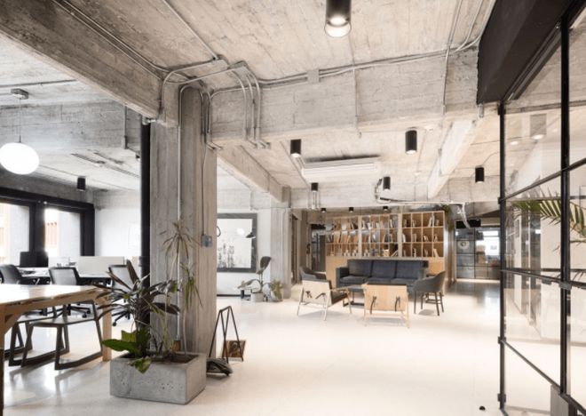 老公为了省钱直接入住毛坯房,朋友参观后都竖起大拇指!