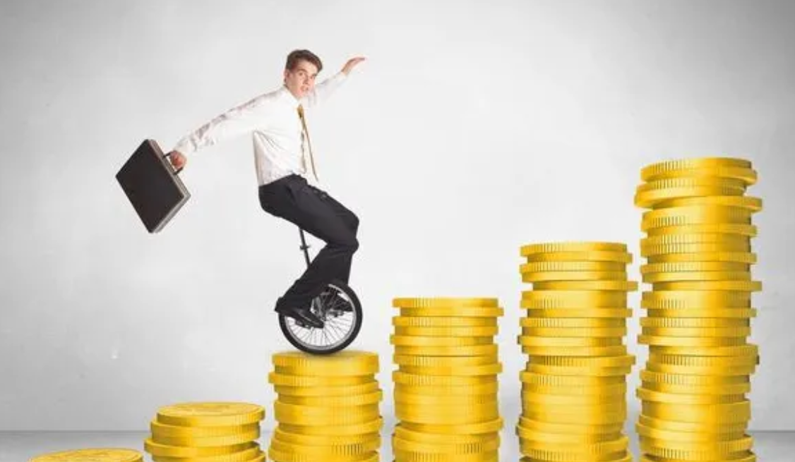 产品经理|这4个“躺赚”的行业，往后越来越吃香，投资创业者需注意