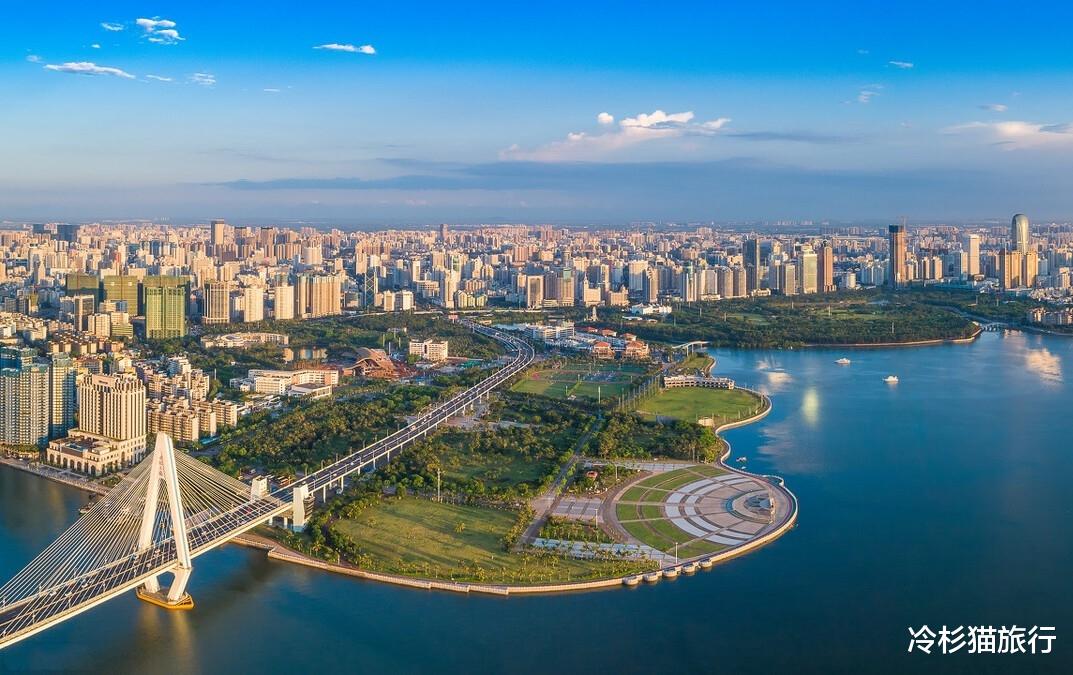 海岛|2022中国适合居住和养老的城市TOP15名单来了，最后一个没有争议