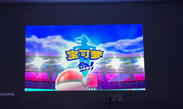 投影仪|目前最好的投影仪，这款可以变焦的投影仪X11值得了解