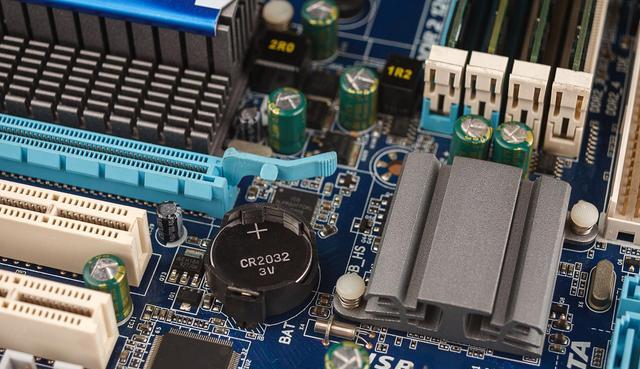 固态硬盘|固态硬盘怎么加?怎么设置BIOS固态硬盘