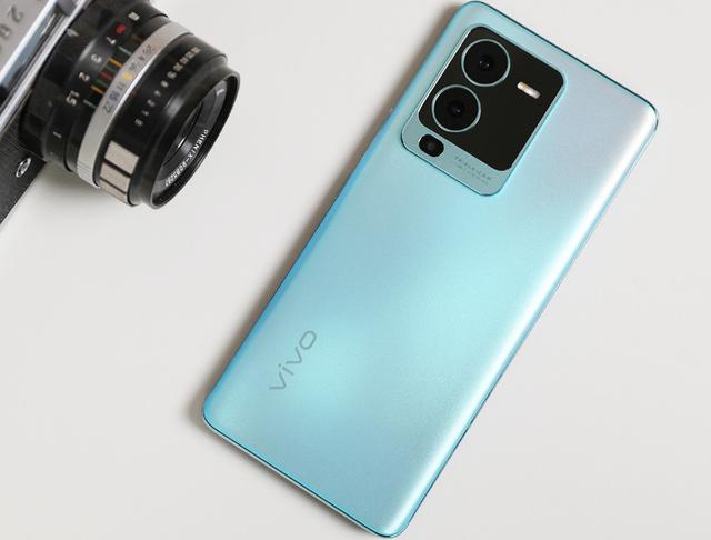 vivo|配置全面对比，4款“低价高配”的影像级手机