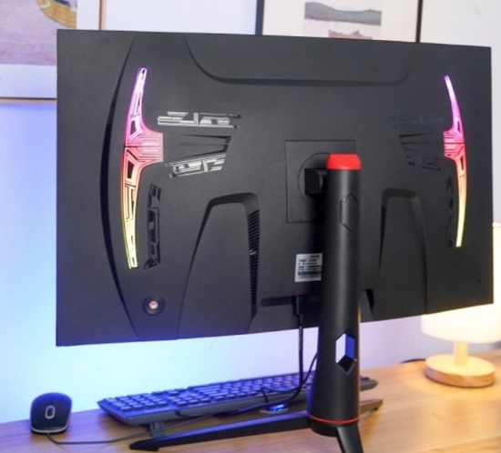 显示器|数捷显示器：颜值性能两不误