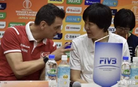 国足|朱婷恩师当选国际排联主席！他曾拜师郎平陈忠和，如今成世界名帅