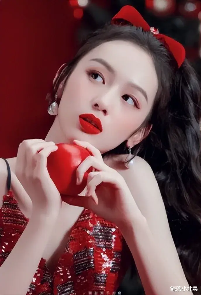 娱乐圈|娱乐圈公认的花瓶,靠颜值闯出一片天地