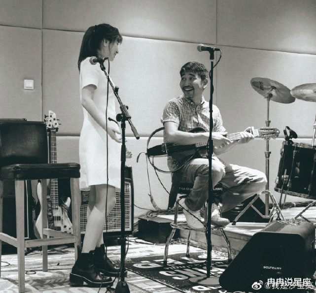 沙宝亮|沙宝亮官宣恋情，女方离异带俩娃，和黄渤是同学