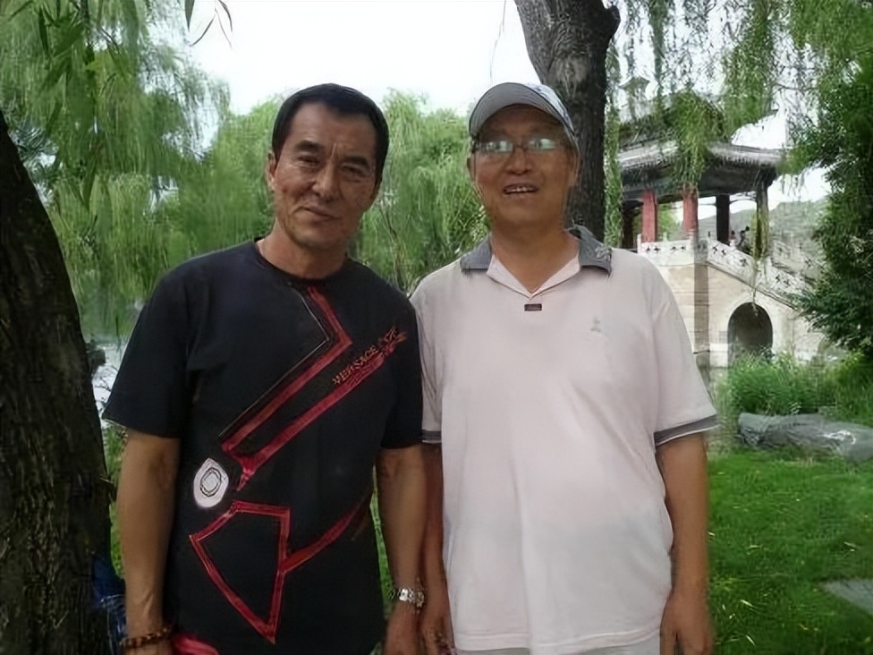 袁冰妍|倚老卖老？耍大牌、不背台词、无视新人的老戏骨，终被扯下遮羞布