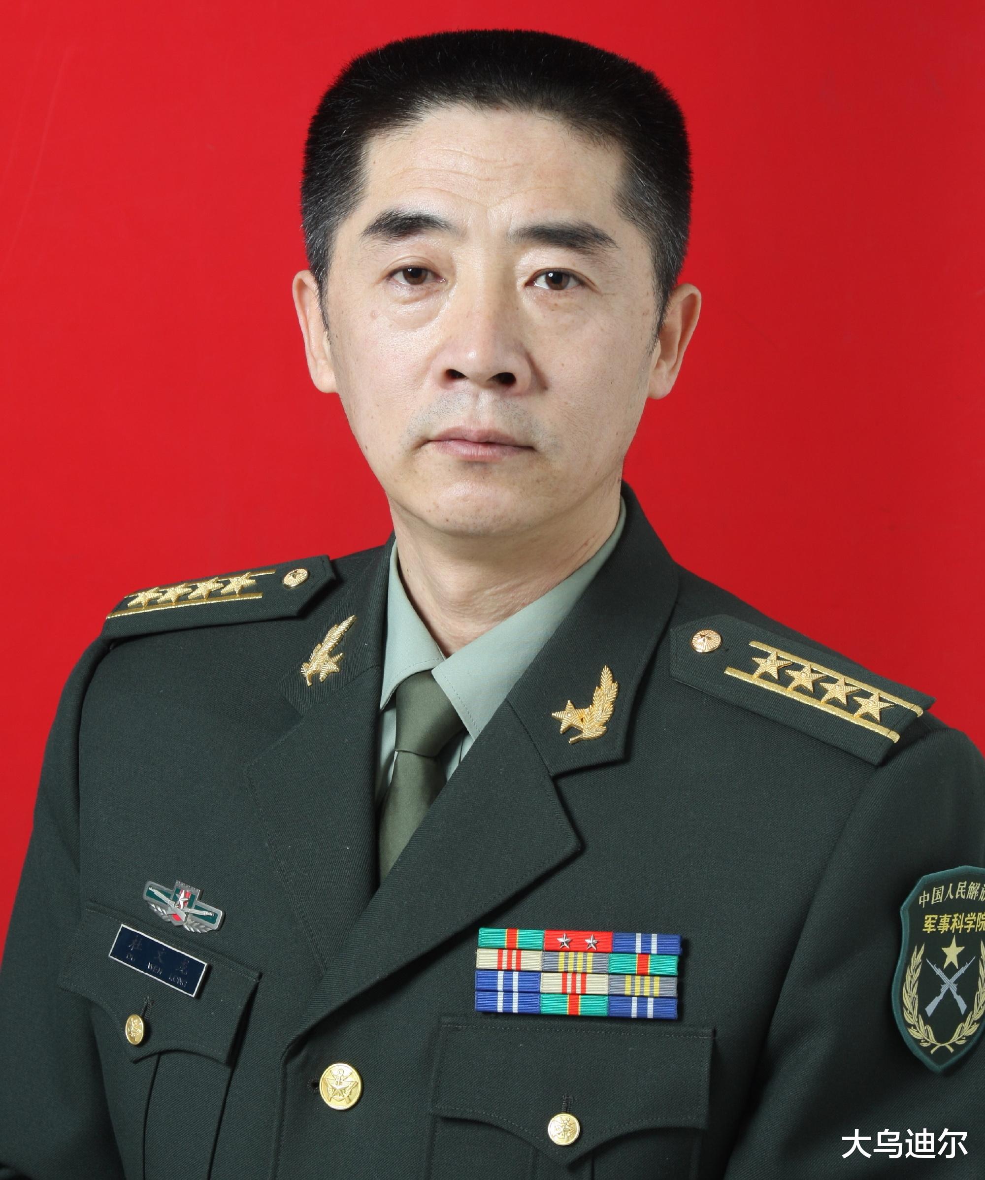 吴倩|坐镇央视特约评论席的八位理论专家，风采不输任何明星还接地气IV