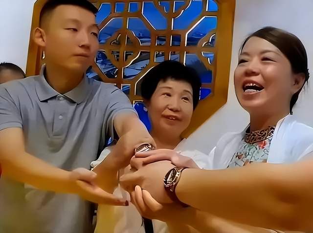 九江|田静春节值班难回九江,说话含沙射影遭嘲认知低,和许妈层次不同