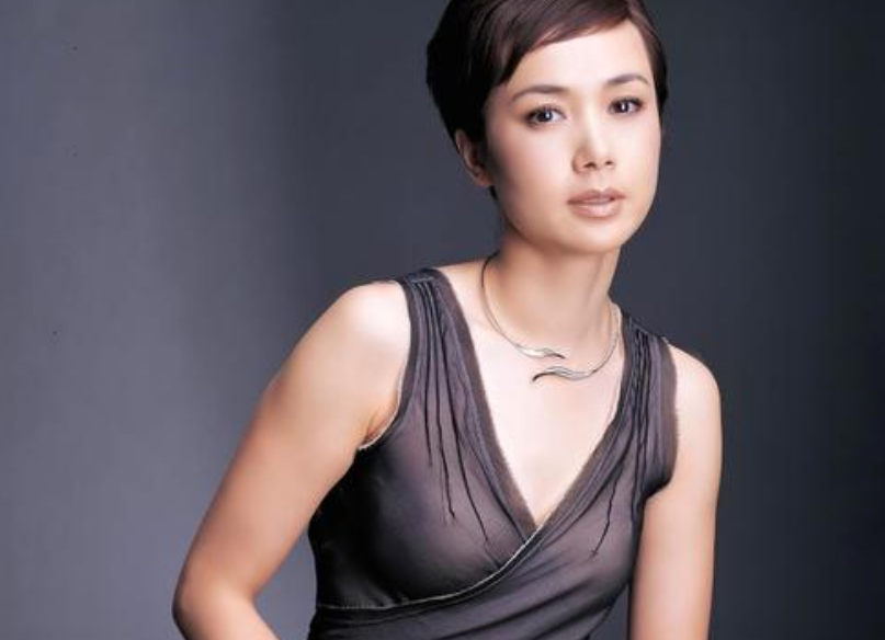 4个“假戏真做”的女明星，戏都还没有拍完，就怀有四个月身孕