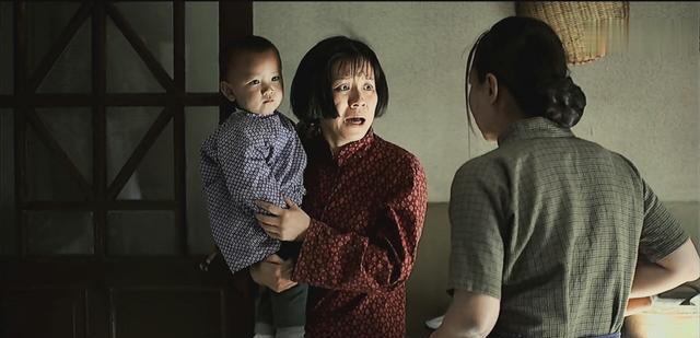 江德福|《父母爱情》江德福上岛三十年为何只升一级?可能还受德华影响