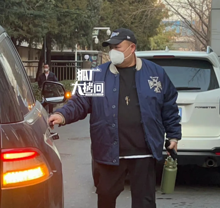 春晚|春晚第四次彩排,岳云鹏被临时拉来救场?知情人士回应了!