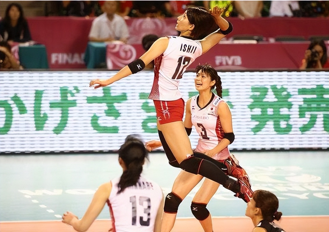 日本女排|日本女排大胆变阵，3大前主力遭弃，宫下瑶圆梦！中国女排该学习