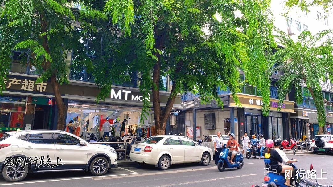 三亚|三亚商品街，每一条巷子都能让人流连忘返