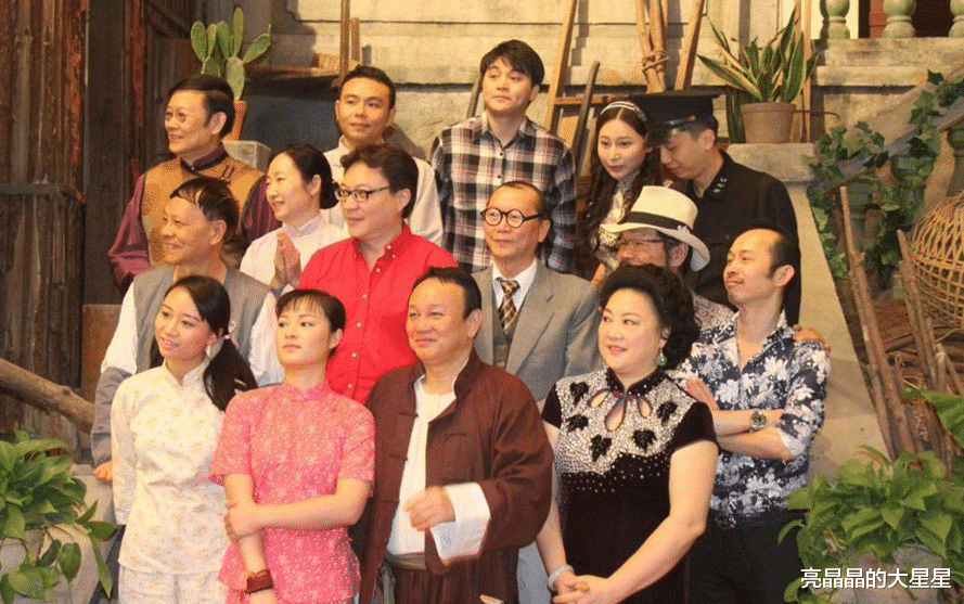 七十二家房客|?《七十二家房客》阿香：现实中发仔哥结婚了，新娘却不是我