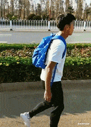 “25岁小伙被40岁阿姨老牛吃嫩草，关键是还很美”这一波不算亏啊