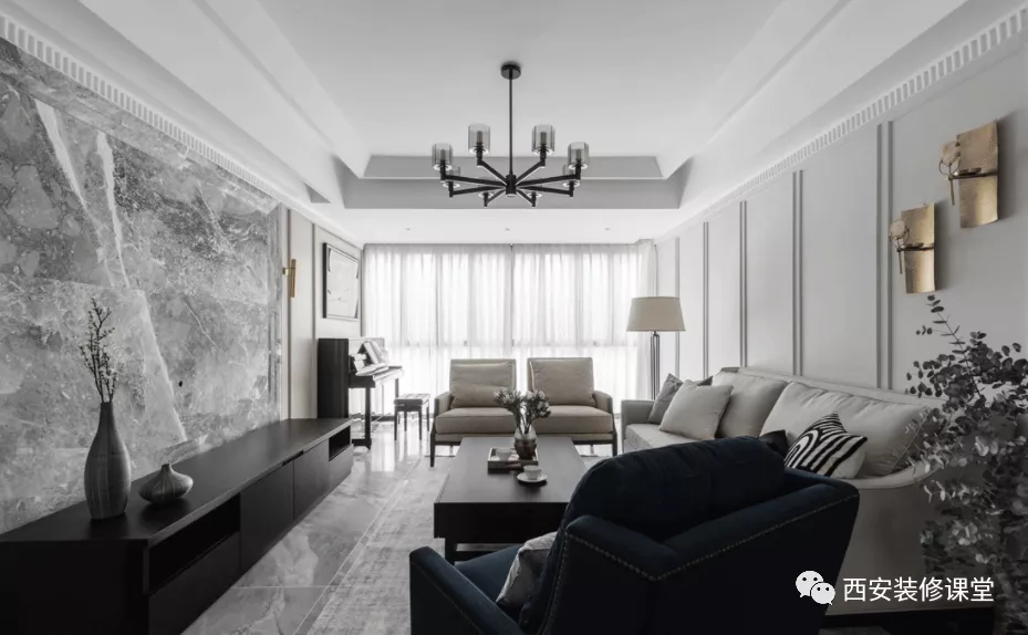 客厅与阳台彻底打通,区域划分怎么做?