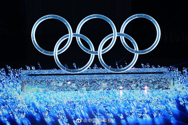 冬奥_开幕式|冬奥冰雪五环揭秘：LED异形屏组成重3吨