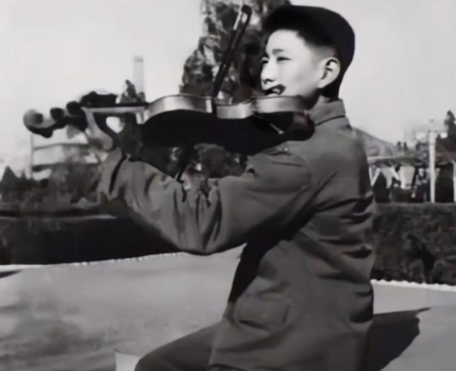 姚刚|演员姚刚：对婚姻不将就，52岁仍单身，无儿无女成母亲心病