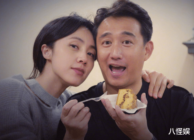 孙莉|黄磊孙莉陪孩子过暑假，一家现身寺庙，多多身高超多名男子太抢镜