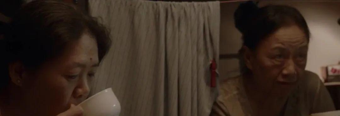 站街女|这个堕落成巴黎站街女的中国女人，撕开了我们难以启齿的“隐秘”