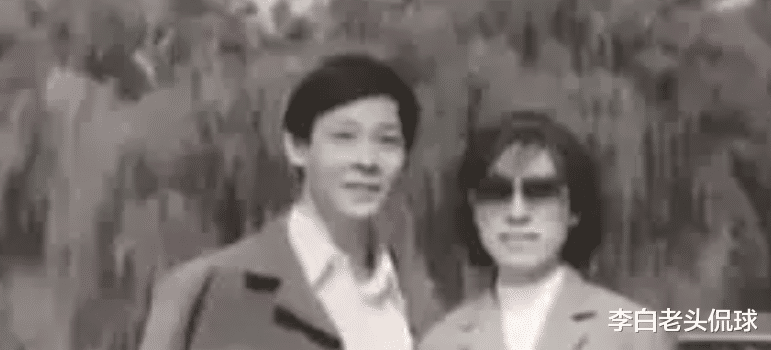 李光复|老戏骨李光复家底有多厚？小时候拿金条搭积木，清朝文玩拿来挖土