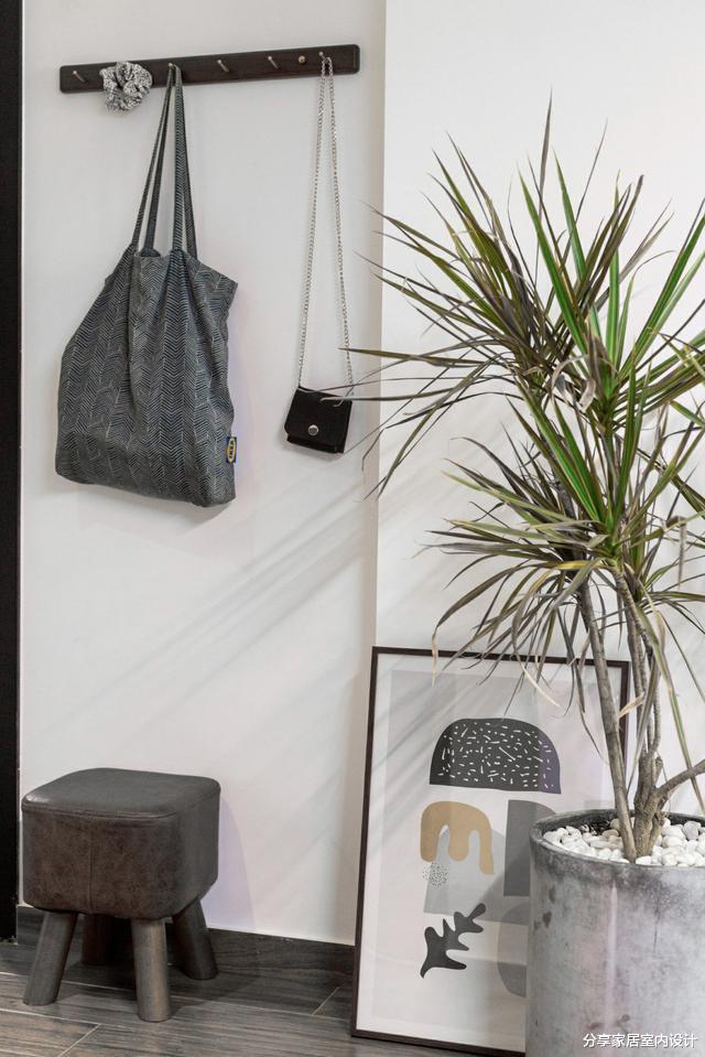 76平两居室,巧妙设计变成三房,极简装修不做吊顶,太喜欢啦!