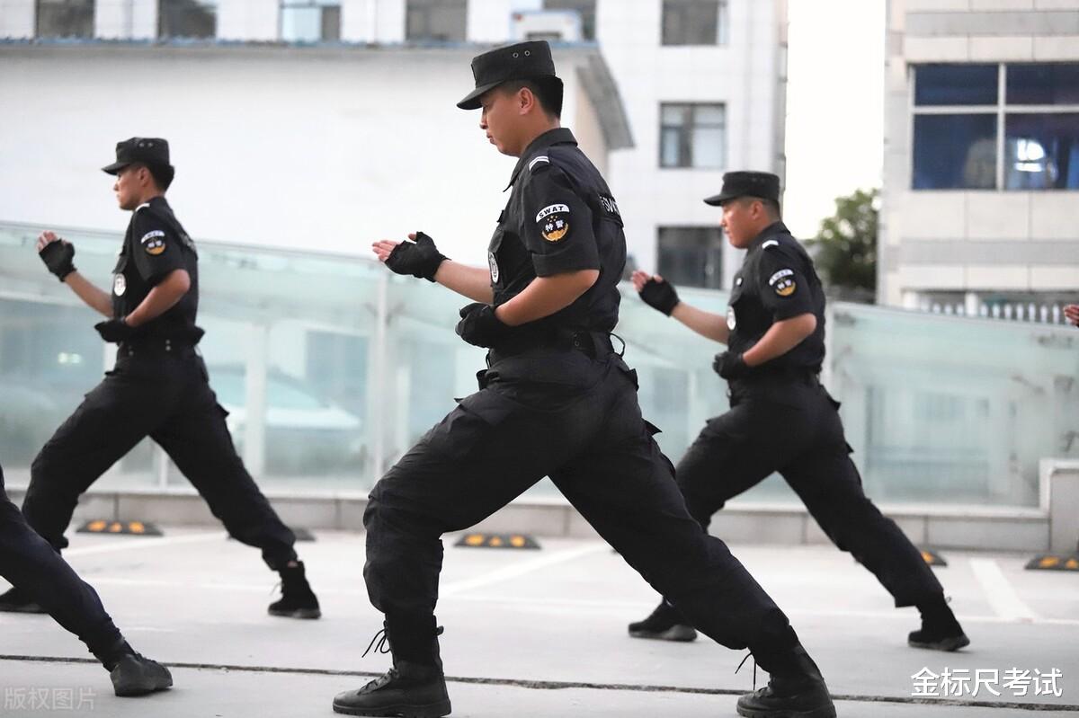 辅警|辅警新一轮招聘要来了,转正有五险一金,看看岗位分析!