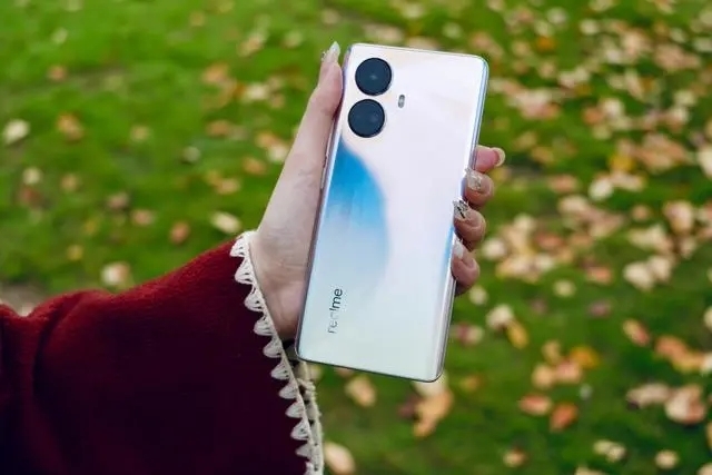 电池|拥有5大卖点，真我10Pro+，非常适合预算1700元的用户