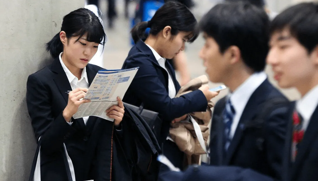 招聘|又一铁饭碗公开招聘，薪资高且学历门槛低，本科应届生更占优势