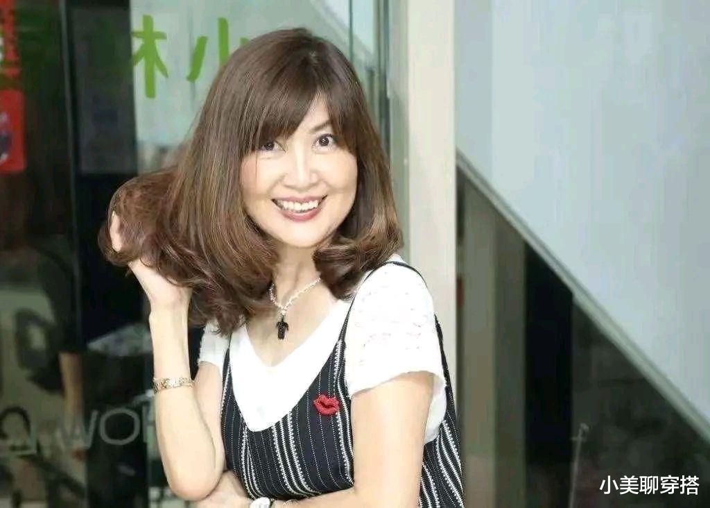 冻龄 72岁的“魔女奶奶”，就像40岁，她的冻龄秘籍就在这