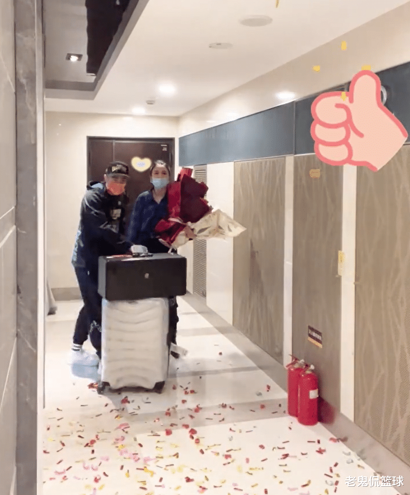 斯蒂芬·库里|这就是幸福吧！辽篮悍将回家，丈母娘亲自放炮，娇妻献上自制甜品