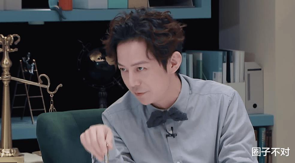 钟丽缇|“人走茶凉”何炅：曾得全娱乐圈送祝福，如今唯独沈腾马丽帮宣传