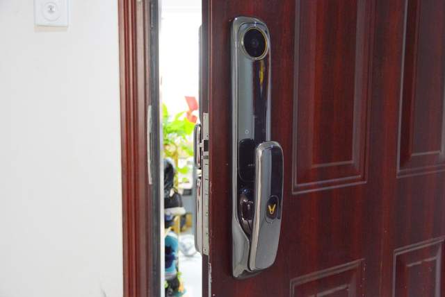 云米|自带猫眼功能，4英寸可视大屏，云米全自动指静脉锁eyeLink 2S测评