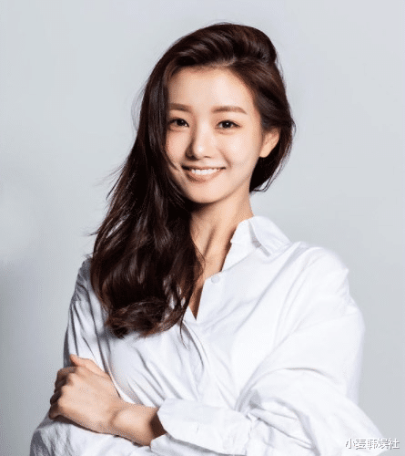 |韩国女演员 李世熙