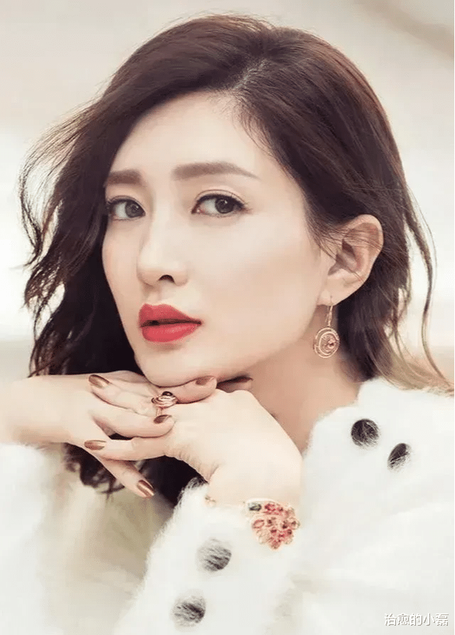 江疏影|以前不怎么关注江疏影,只觉得她父母挺有文化的,她的名字取得太好听了