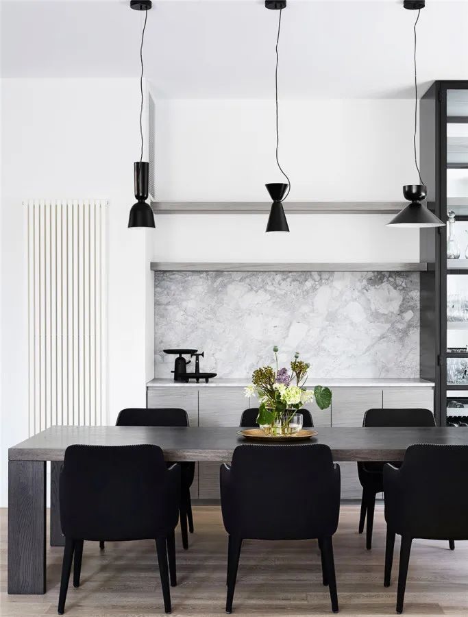 装修用电线2。5平方足够吗？喝醉老师傅说了真相，选错白花钱！