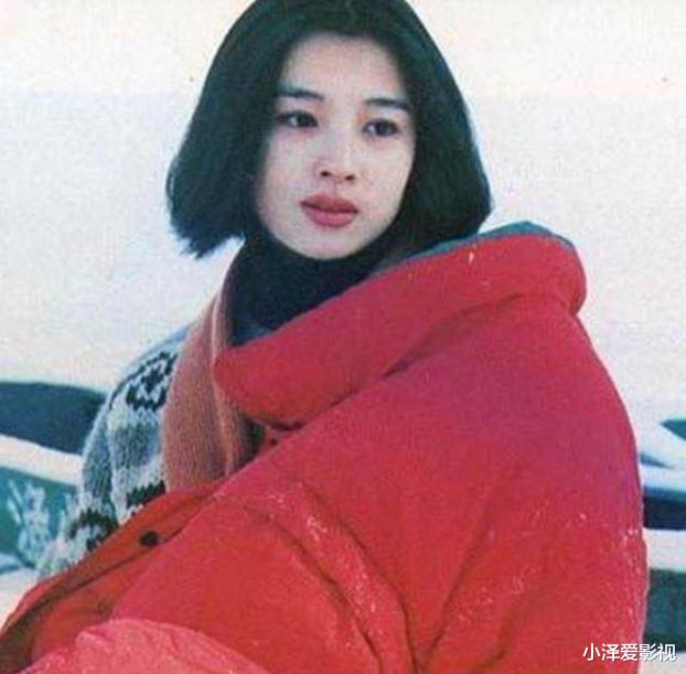 赵明明|演员赵明明：刚出产房被离婚，单亲妈妈23年，风光背后有眼泪