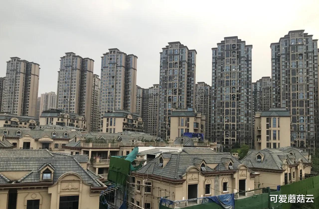 别墅|成都楼市新政实施,买卖双方博弈激烈,现在是入场的最佳时机吗?