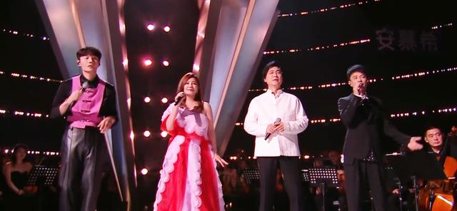 李荣浩|《好声音》收视3连冠，连环PK战高能不断，李荣浩13秒转身创纪录