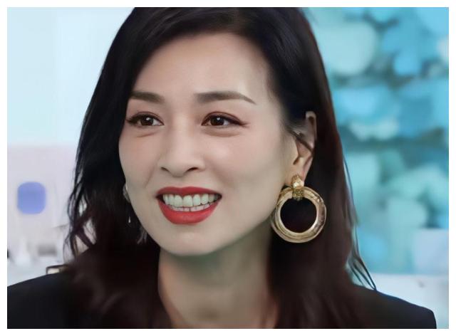 张庭|拟被罚113亿！“酒窝女神”张庭能有今天，一点都不意外